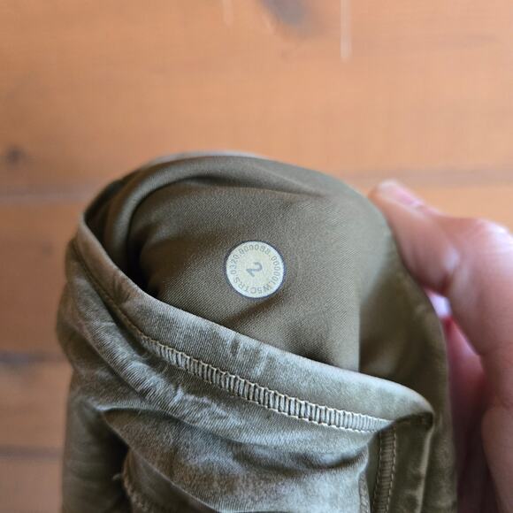 Lululemon Fast and Free High Rise Tight 25" Ice Dye Wash Moss Green 2 Legging - Picture 6 of 7